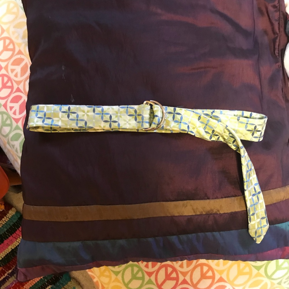 Belt made out of a tie